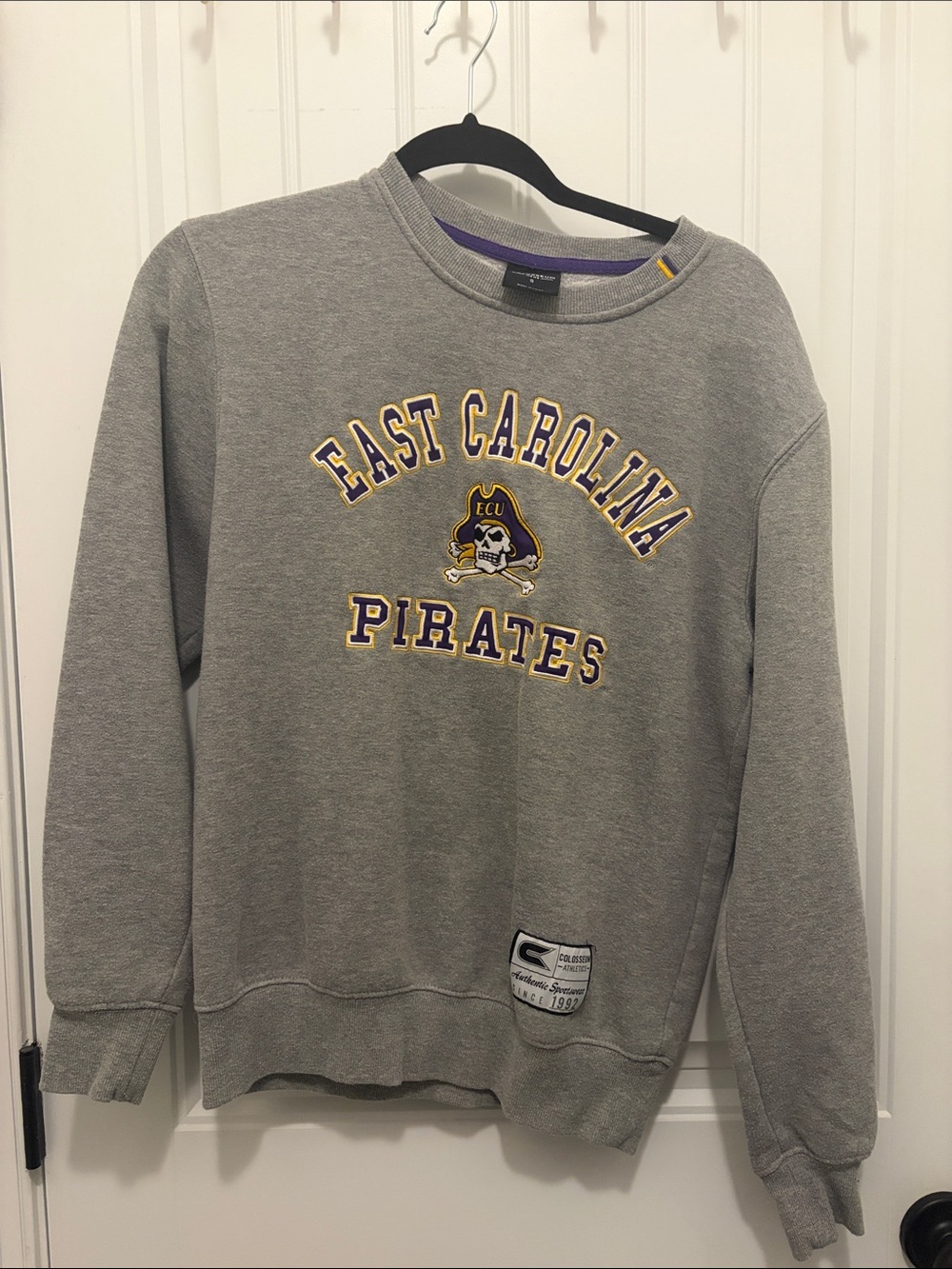 Colosseum Gray East Carolina Pirates Crewneck Sweatshirt with Purple & Gold Logo